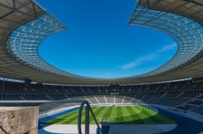 MILAN体育APP下载入口官网-五大联赛是否出现高控球低射门高胜率新趋势，五大联赛最高的球员