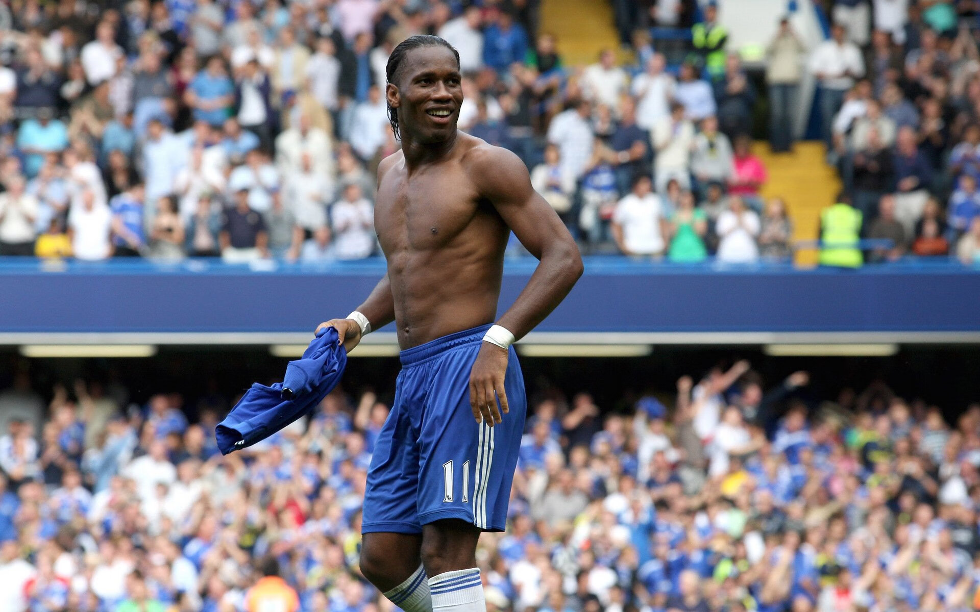 欧冠一夜两帽子戏法：意甲妖锋与英超杀星上演进球盛宴